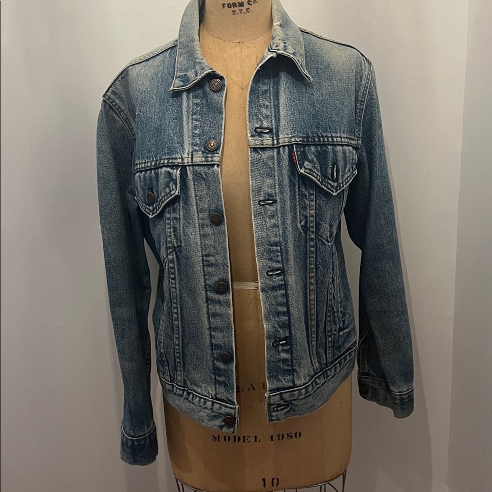 Levi’s Vintage Denim Jacket Size 40